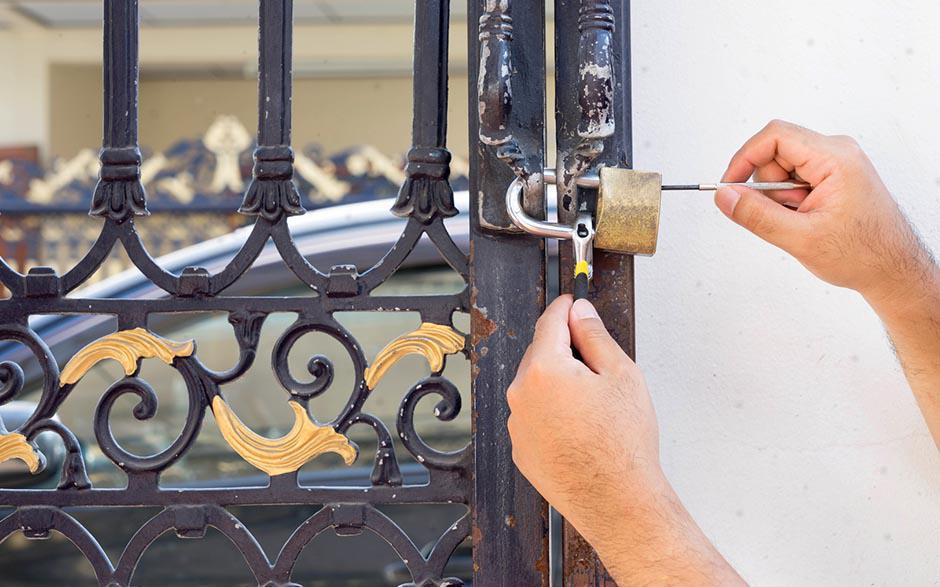 serrurier serrurerie metal maintenance Paris 5